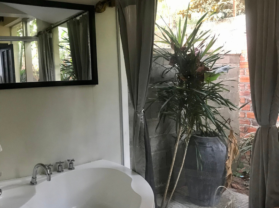 保护区别墅度假村酒店主图