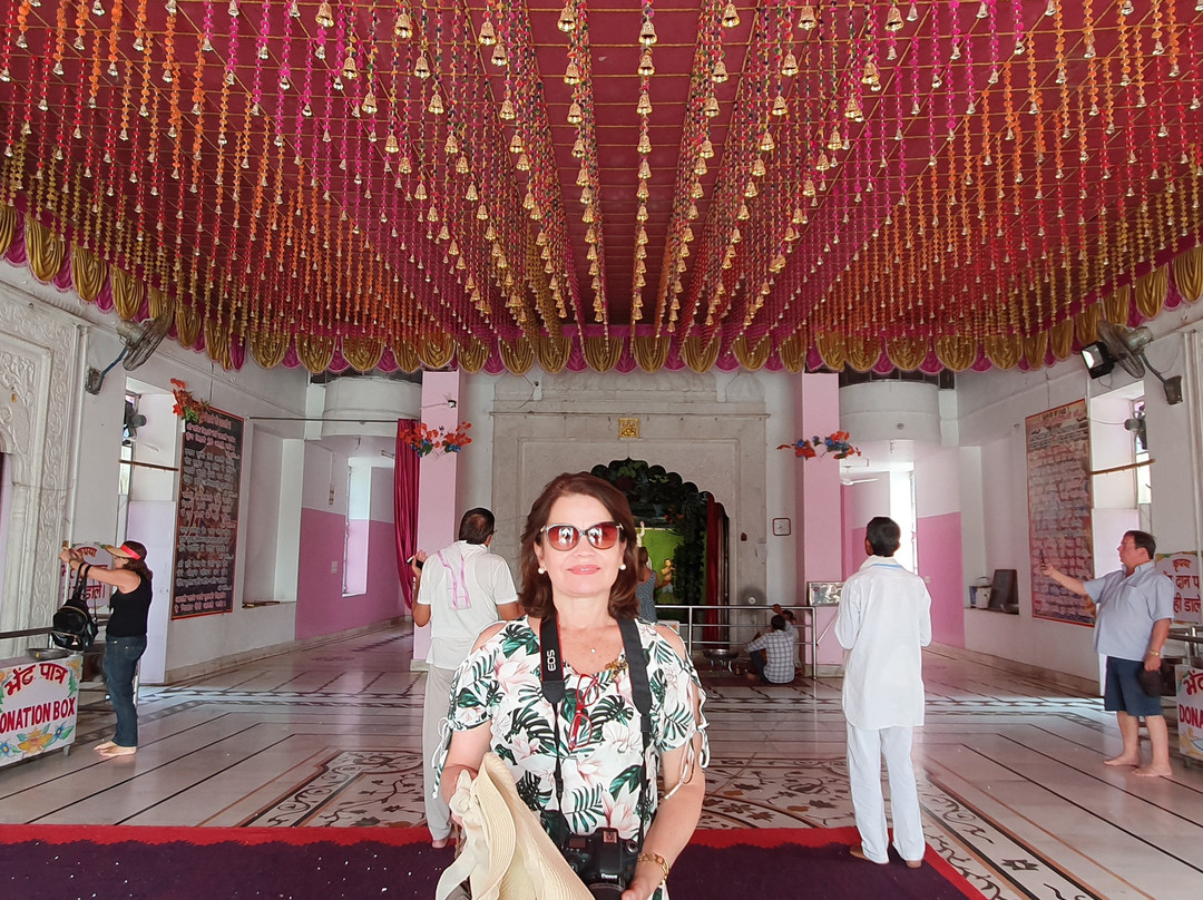 Shri Giriraj Ji Maharaj景点图片