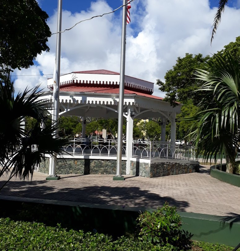 Emancipation Garden-夏洛特阿马利亚必去景点