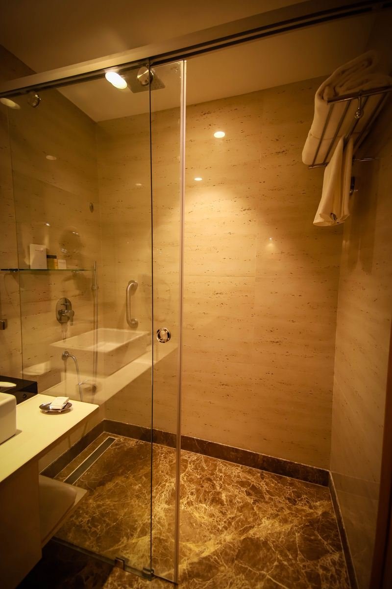 Ramada By Wyndham Aligarh-浴室