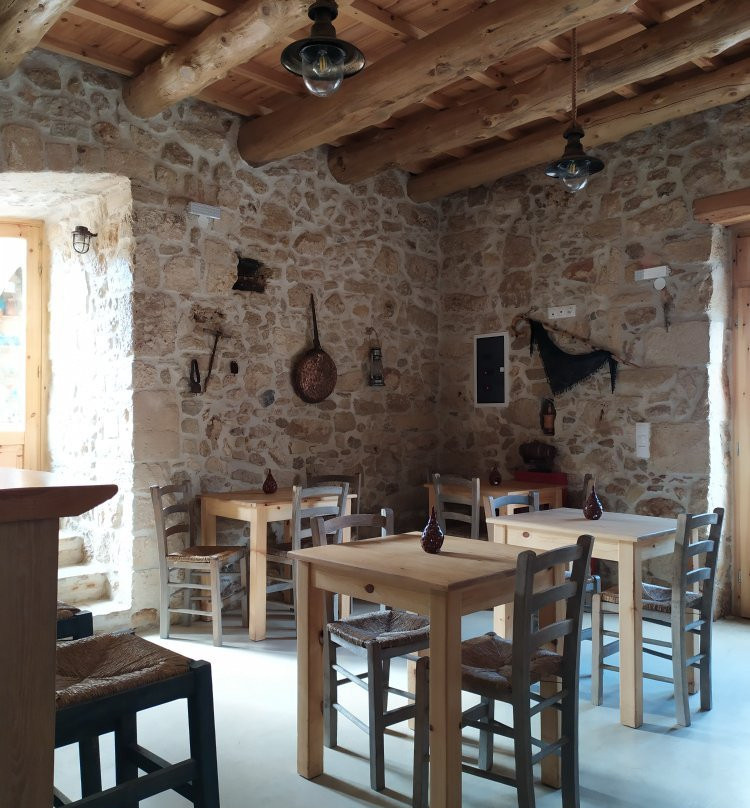 Maxis Traditional Cafe And Handmade Ceramic Shop景点图片