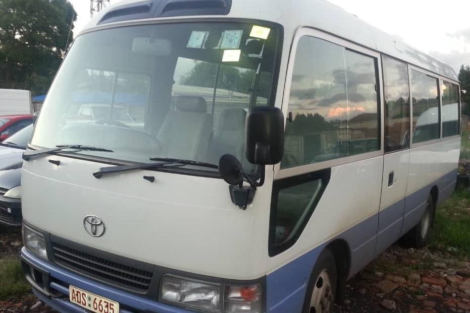 Car Rental and Airport Transfers(Victoria Falls & Harare)-哈拉雷必去景点