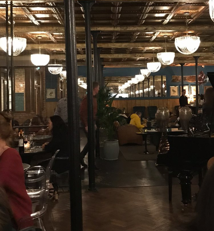 1823 Spinning Block Hotel主图