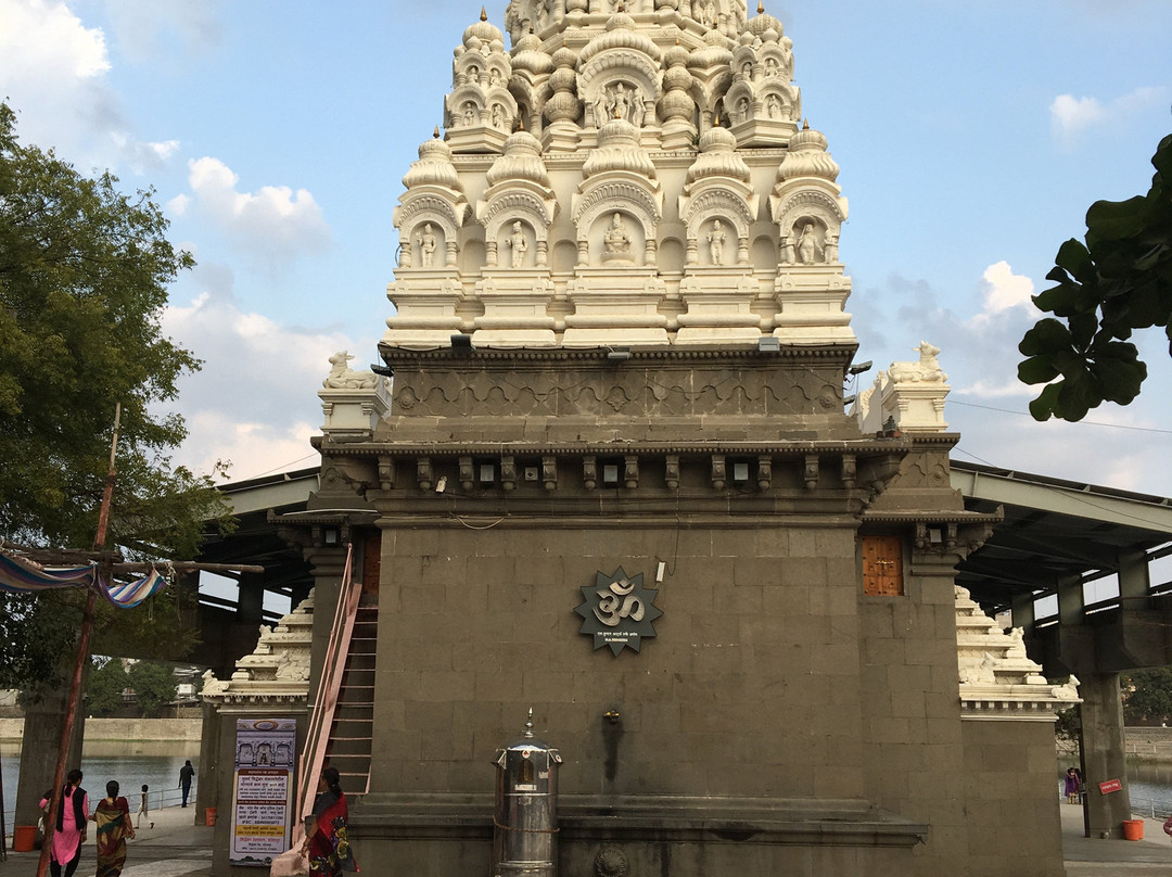 Shri Siddeshwar Temple景点图片