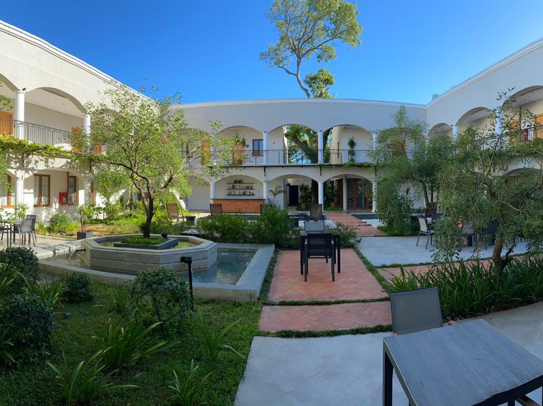 八仙花精品酒店主图