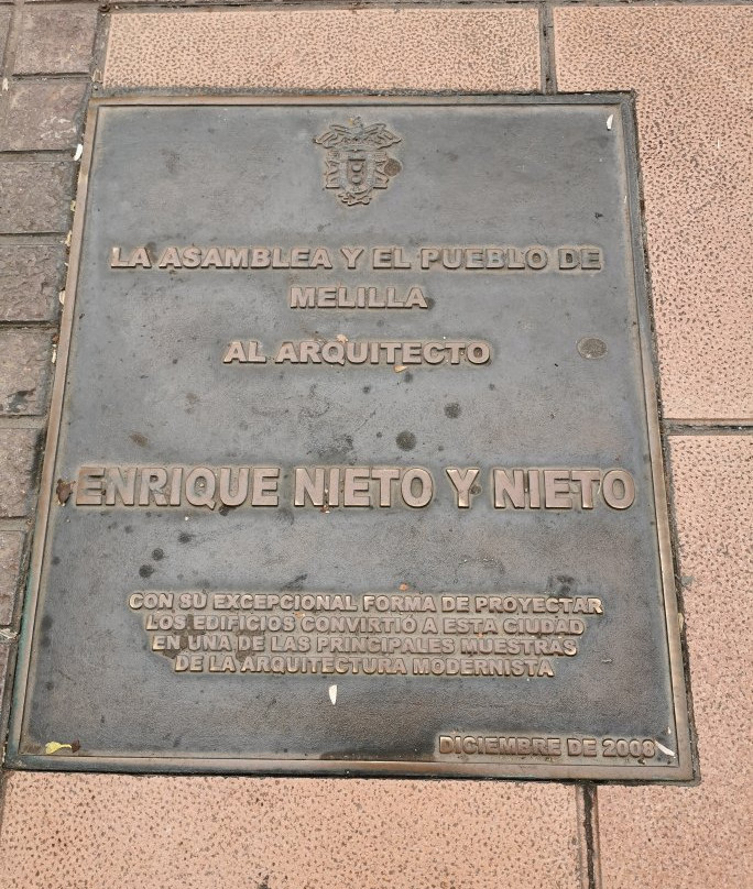 Monumento a Enrique Nieto景点图片
