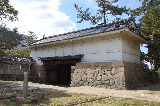 Fukuyama Castle Sujiganegomon-福山市必去景点