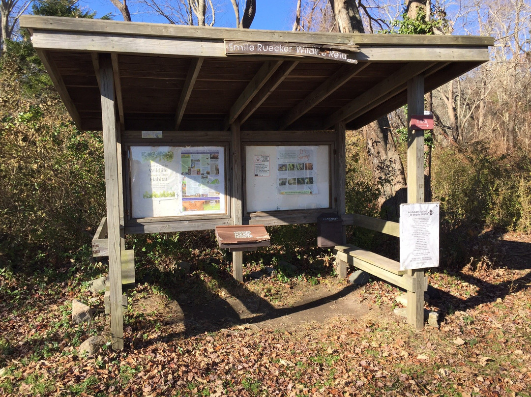 Emilie Ruecker Wildlife Refuge-Tiverton必去景点