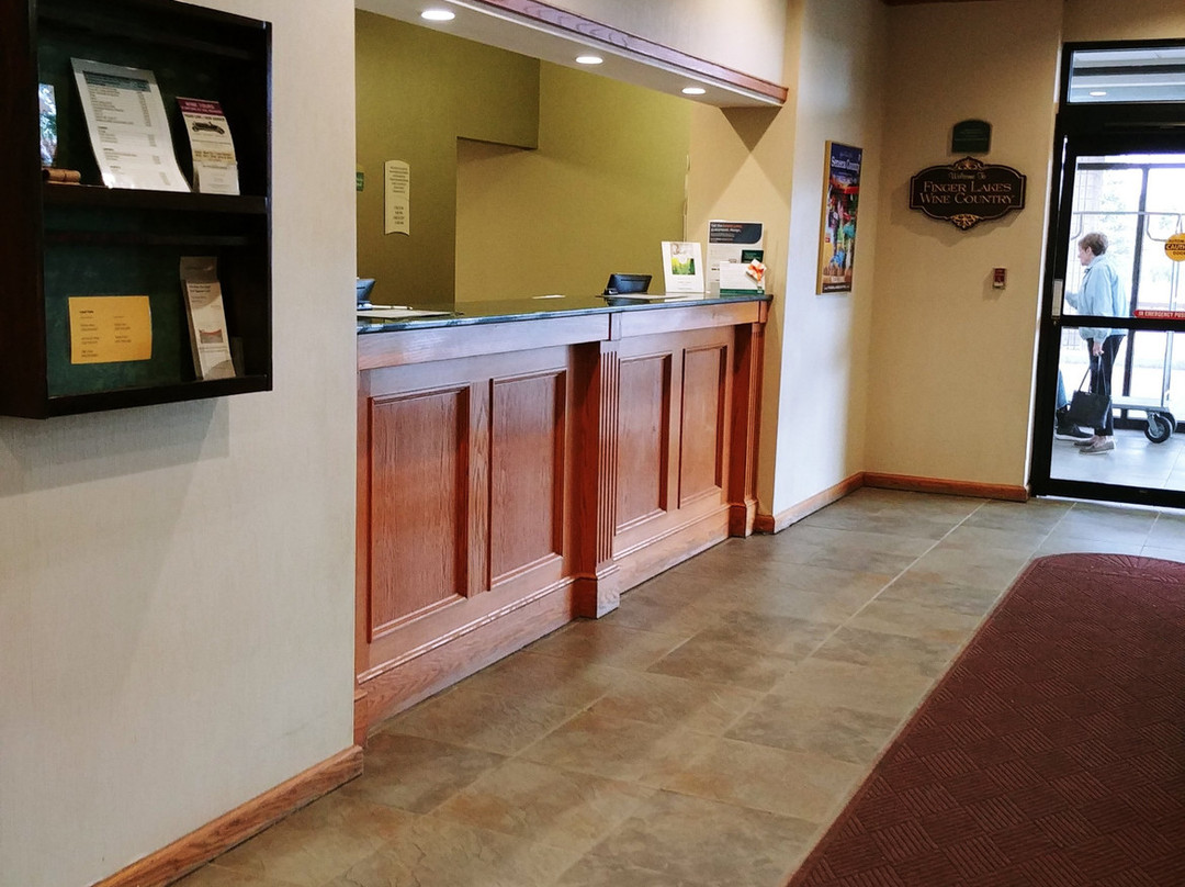 The Lux Hotel & Conference Center, Ascend Hotel Collection主图