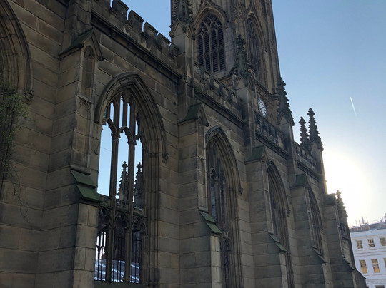 St Luke’s Bombed Out Church-利物浦必去景点