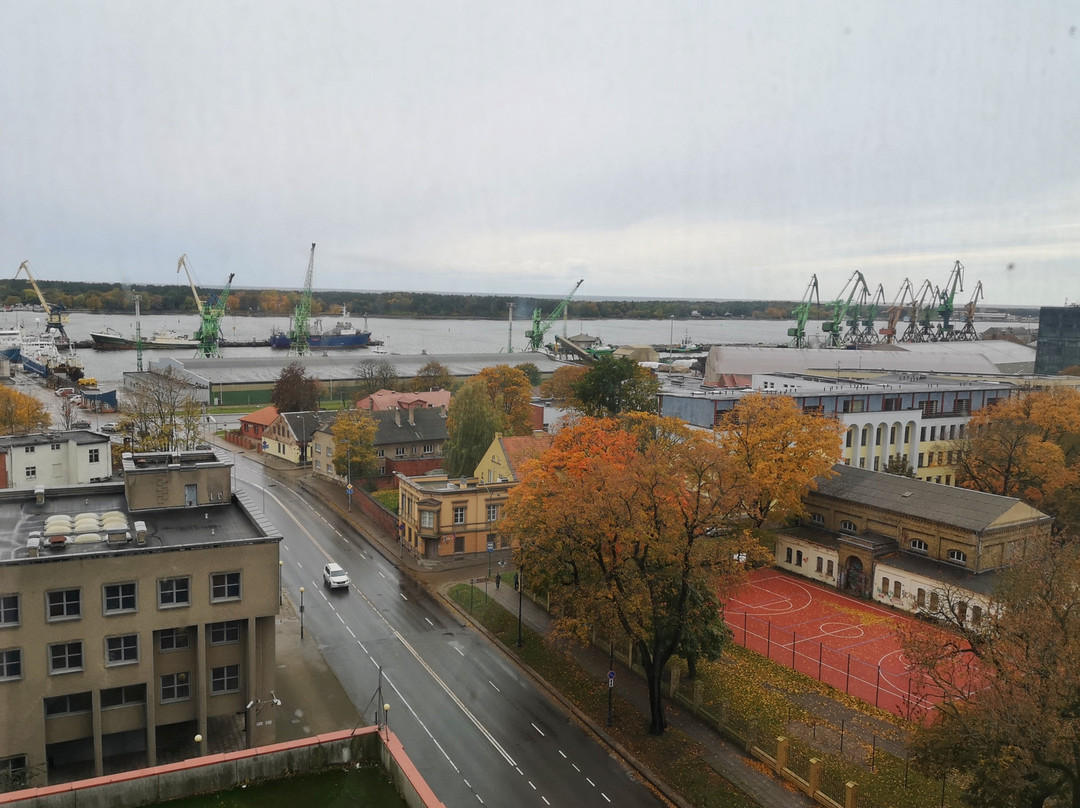 安伯顿克莱佩达酒店主图