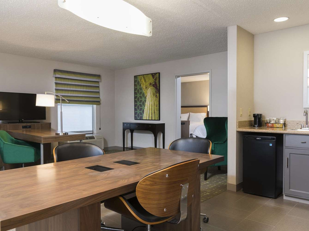 Hampton Inn & Suites East Lansing/okemos主图