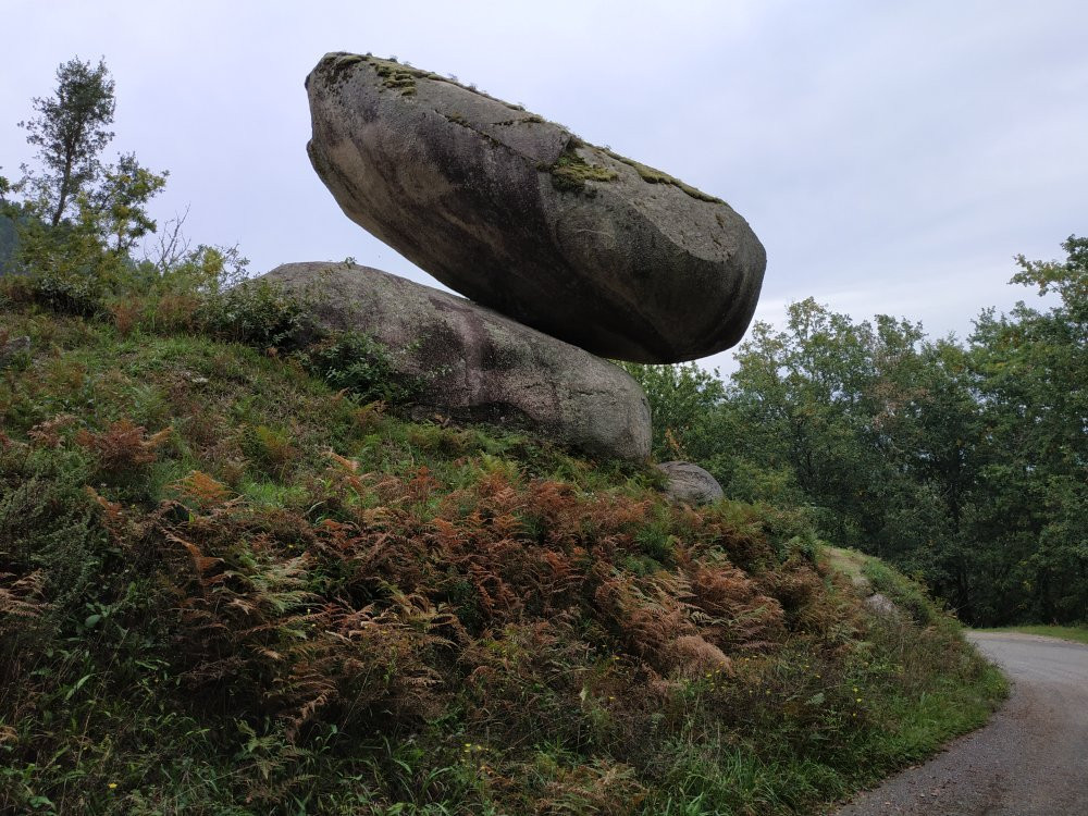 Pena do Equilibrio景点图片