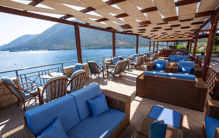 Sea View Apartments Cafe and Cocktail Bar主图