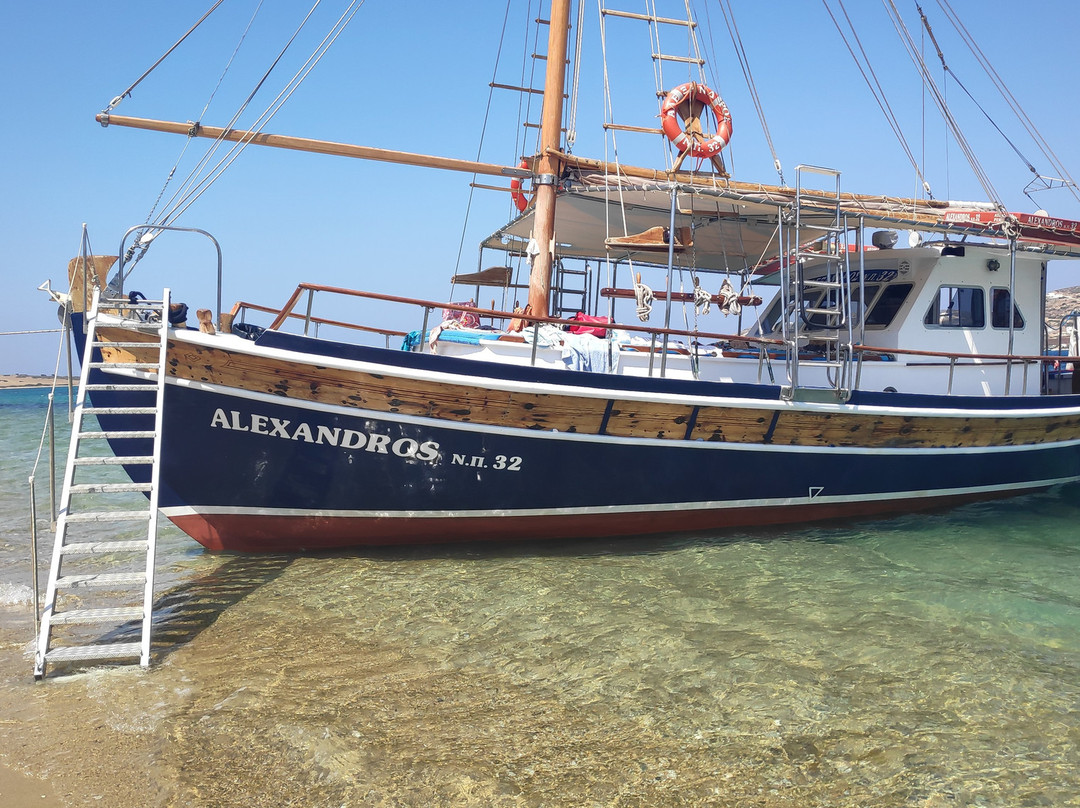 M/S Alexandros Boat Trip-Antiparos Town必去景点
