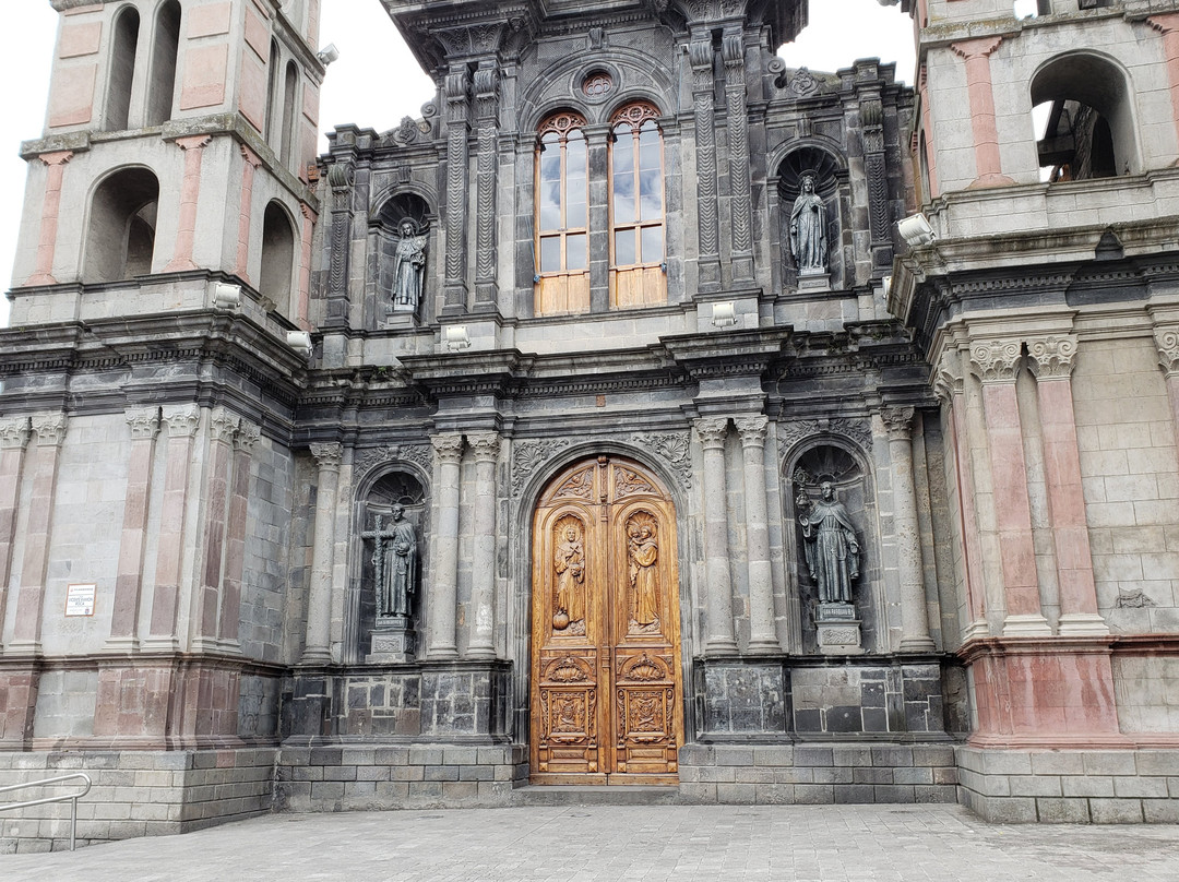 Iglesia El Jordan-奥塔瓦洛必去景点