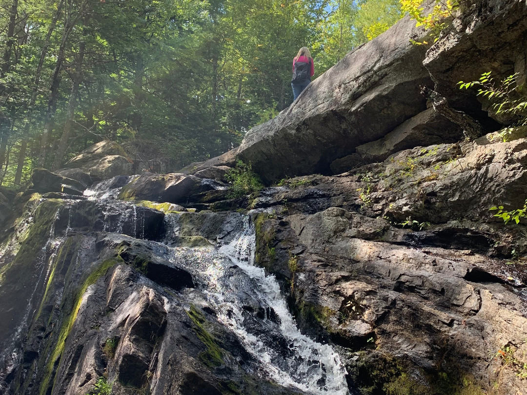 Purgatory Falls - Lower Falls景点图片