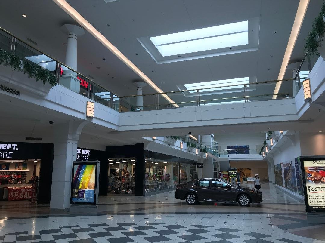 Glenbrook Square Mall-韦恩堡必去景点