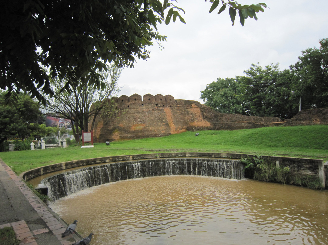 Fort of Ku-Hueang-Su Thep必去景点