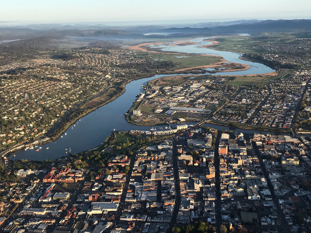 Hot Air Balloon Tasmania景点图片