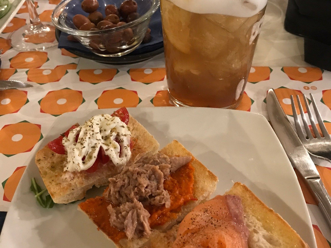 Premiato Caffe Venezia-莫诺波利必去景点
