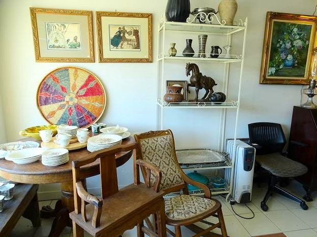 Carrboro旅游景点-Scavenger Antiques