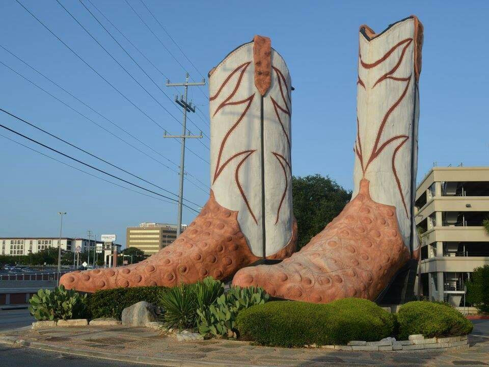 Largest Boots in Texas-圣安东尼奥市必去景点