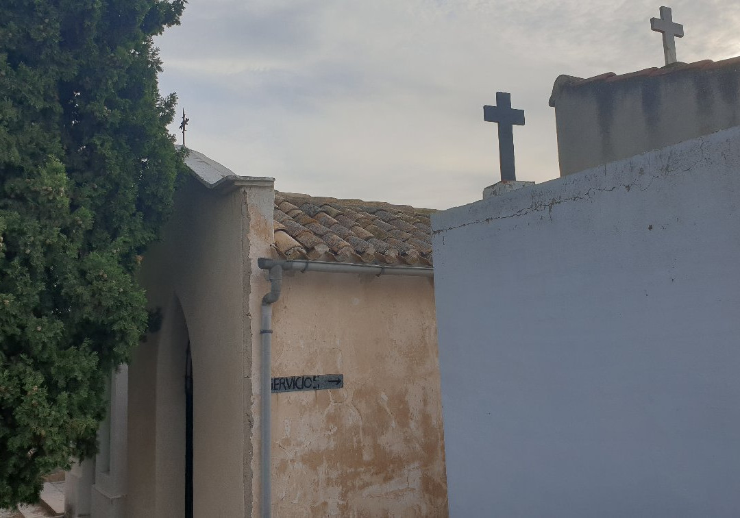 Cementerio Parroquial San Juan Bautista景点图片