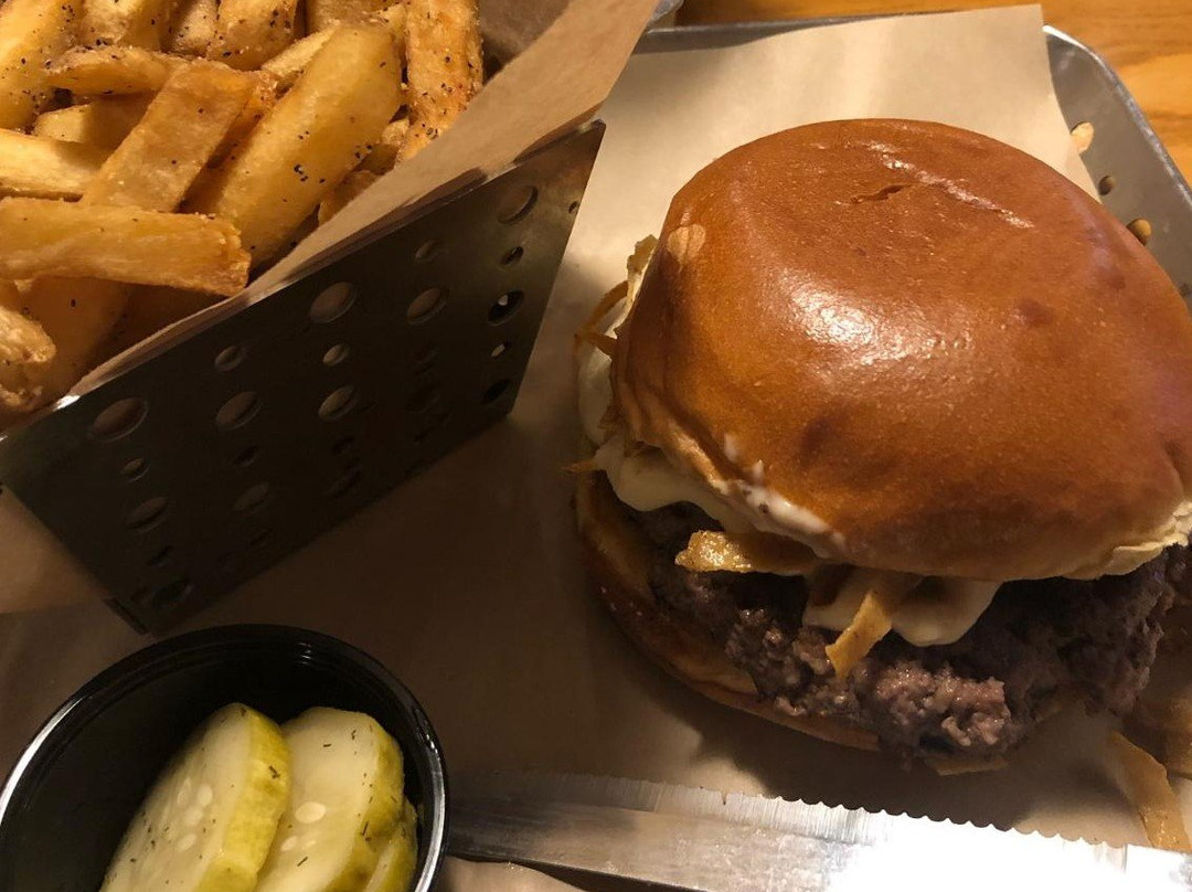 Morrill餐馆和美食-Chili's Grill & Bar