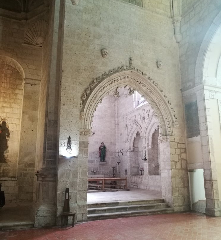 Monasterio de la Santa Espina景点图片