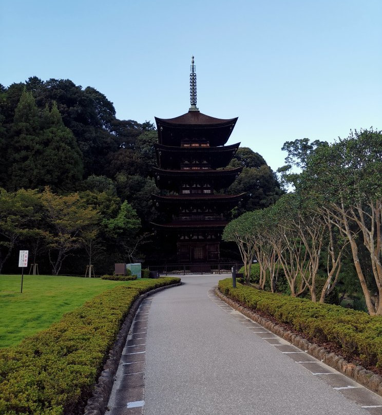 Ruriko Temple Five-Story Pagoda景点图片