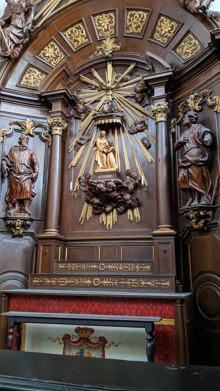 Église Saint-Nicolas-en-Havré景点图片