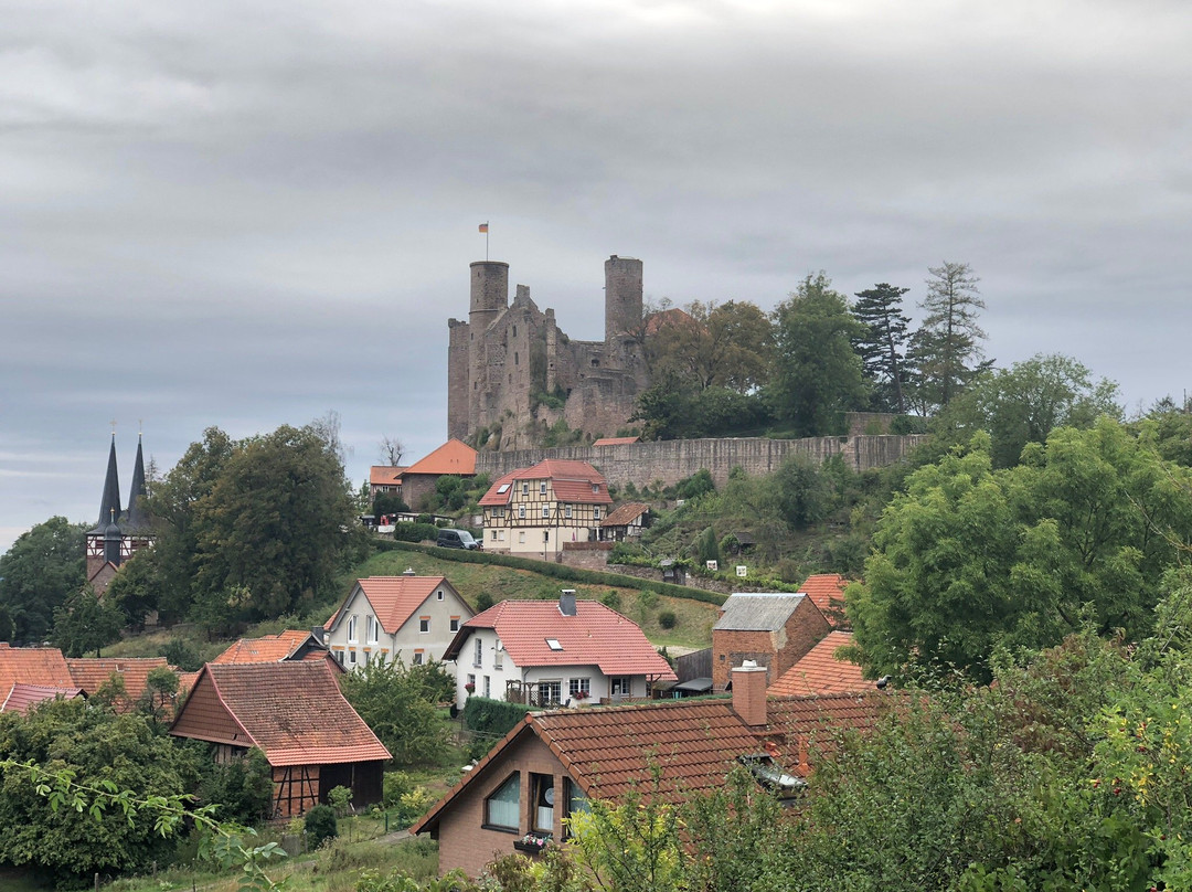 Hanstein Castle (Burgruine Hanstein)景点图片