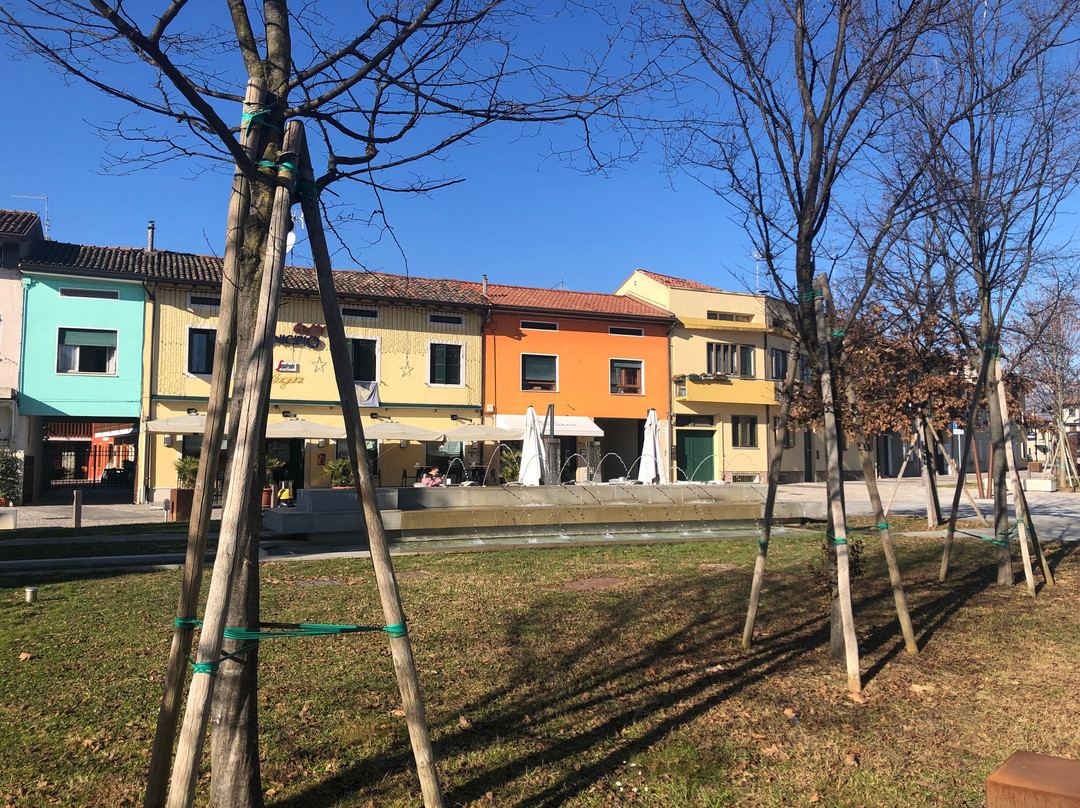 La Fontana Di Piazza Roma景点图片