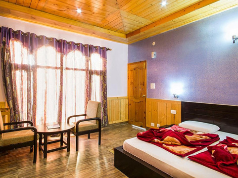 查尔乡村度假村主图