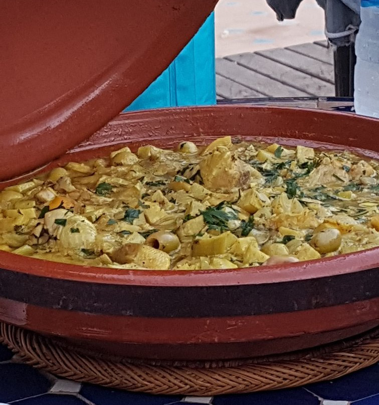 大巴别墅酒店主图