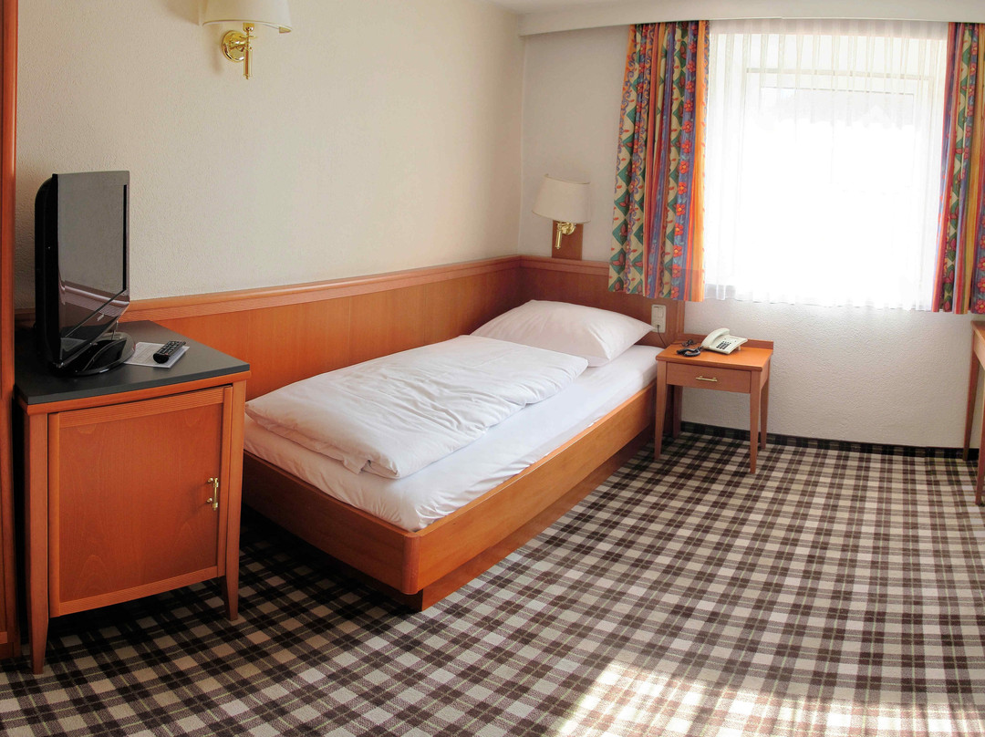 苏姆莫伦酒店主图