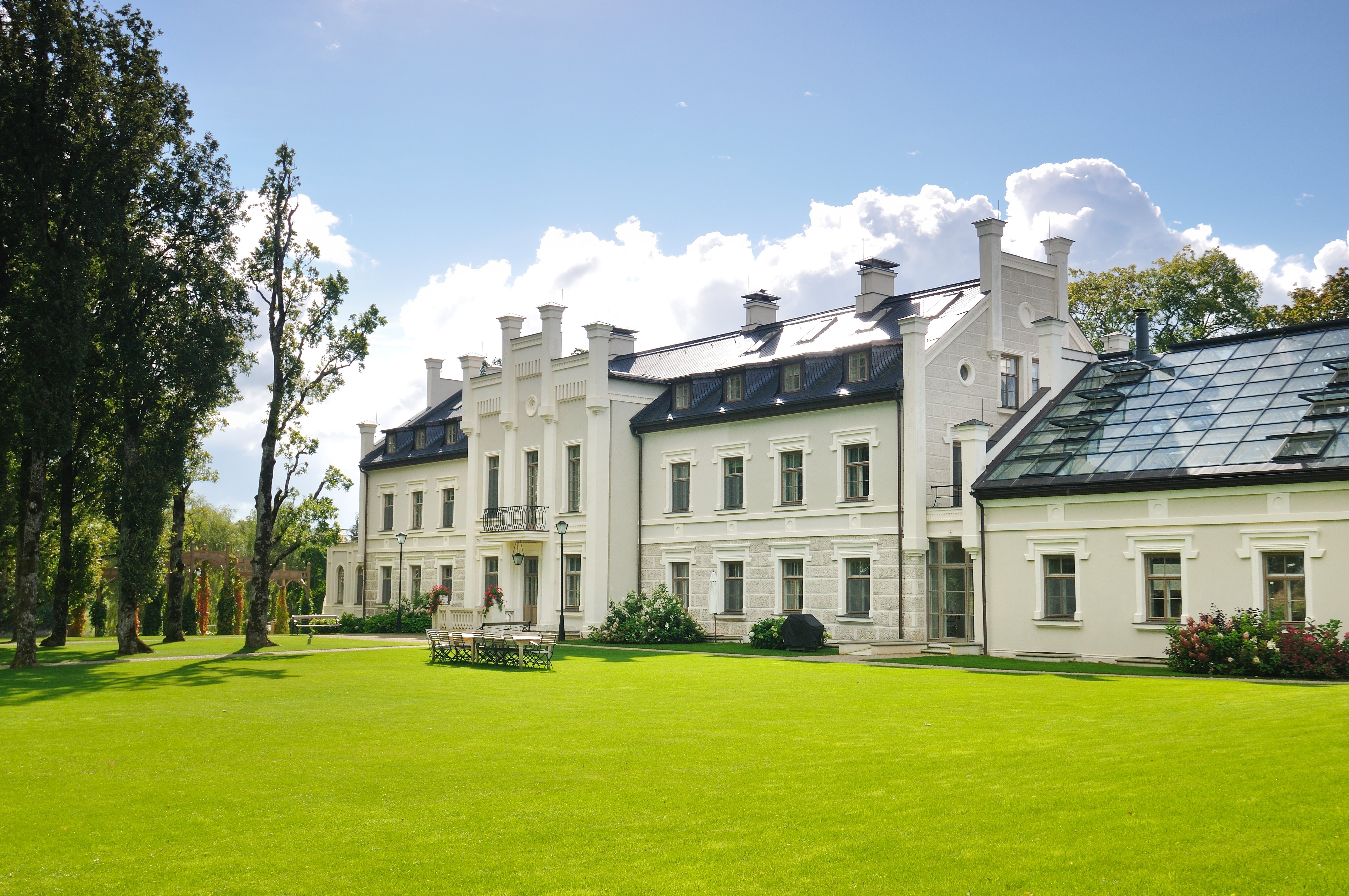 Rumene Manor-官方