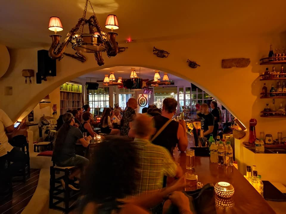 Rock House Bar景点图片