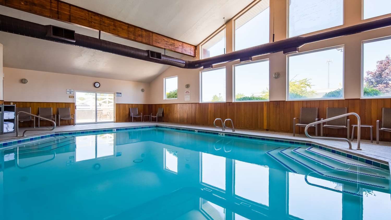Best Western Sawtooth Inn & Suites-官方