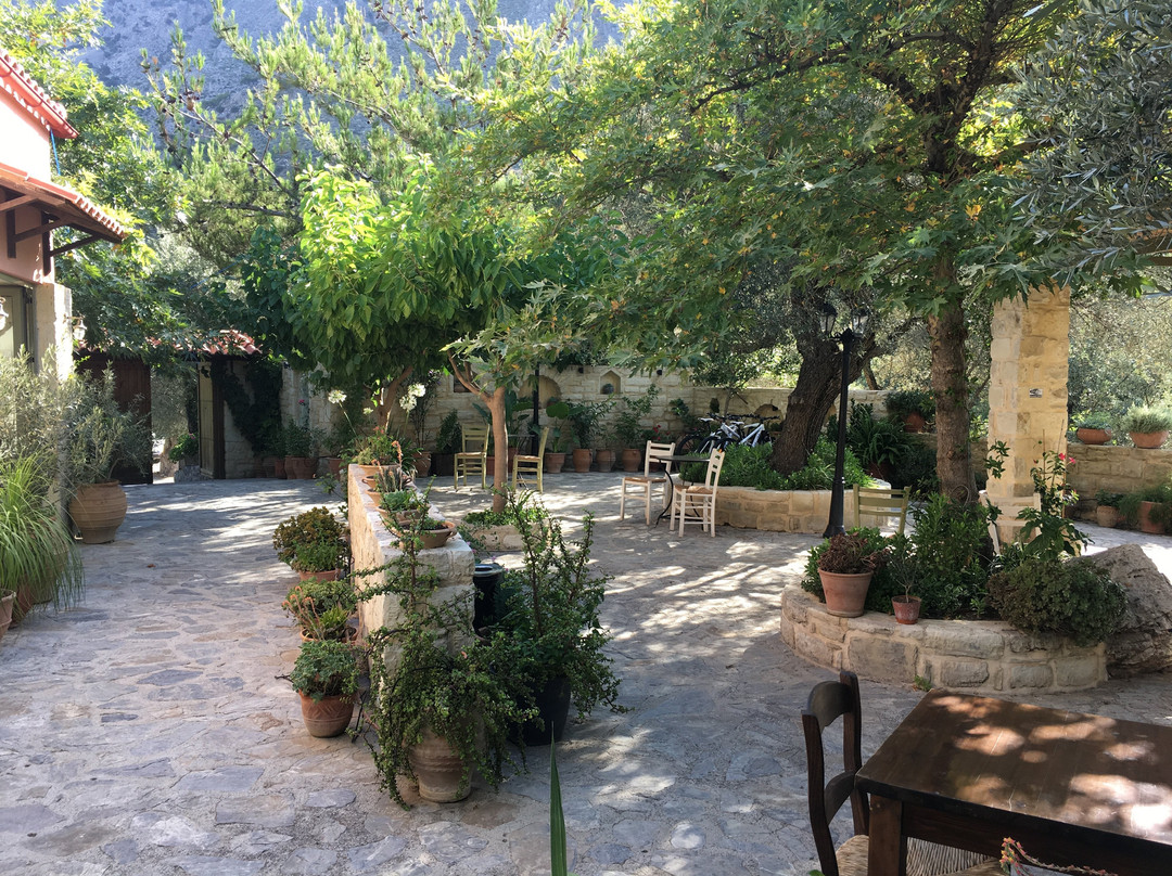 埃里昂纳斯酒店主图