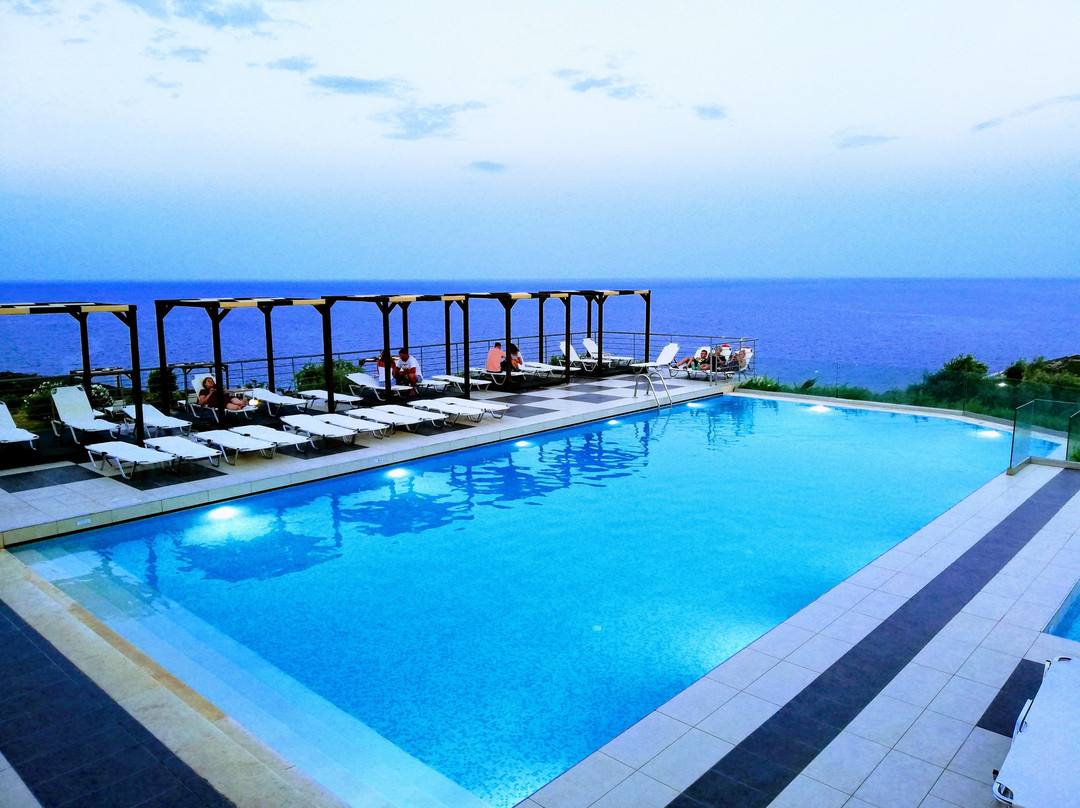 Aeolis Thassos Palace主图