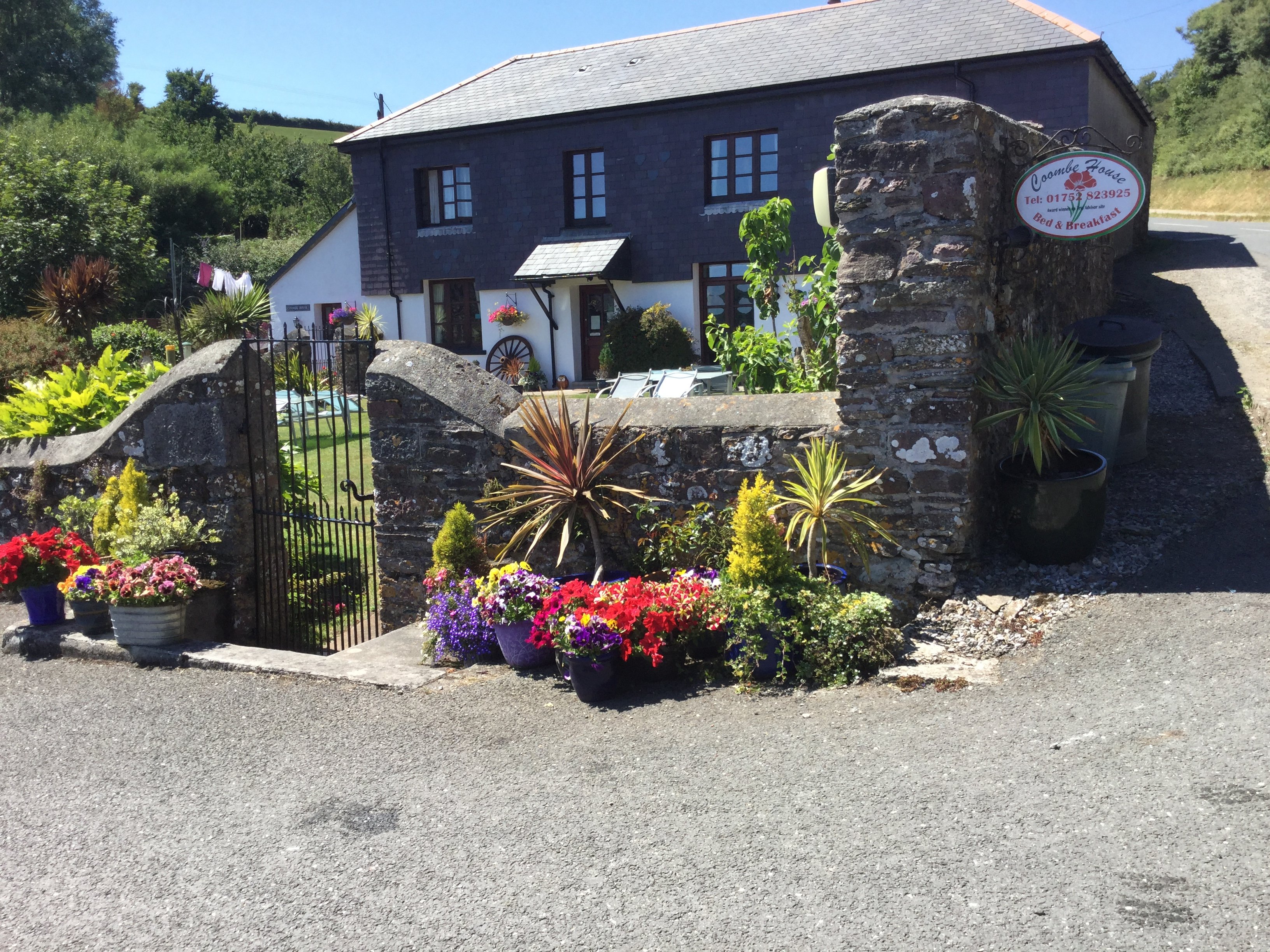 Coombe House Bed and Breakfast-官方