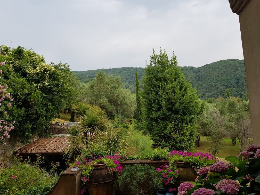 Villa Lucca Cycling Holidays & More主图