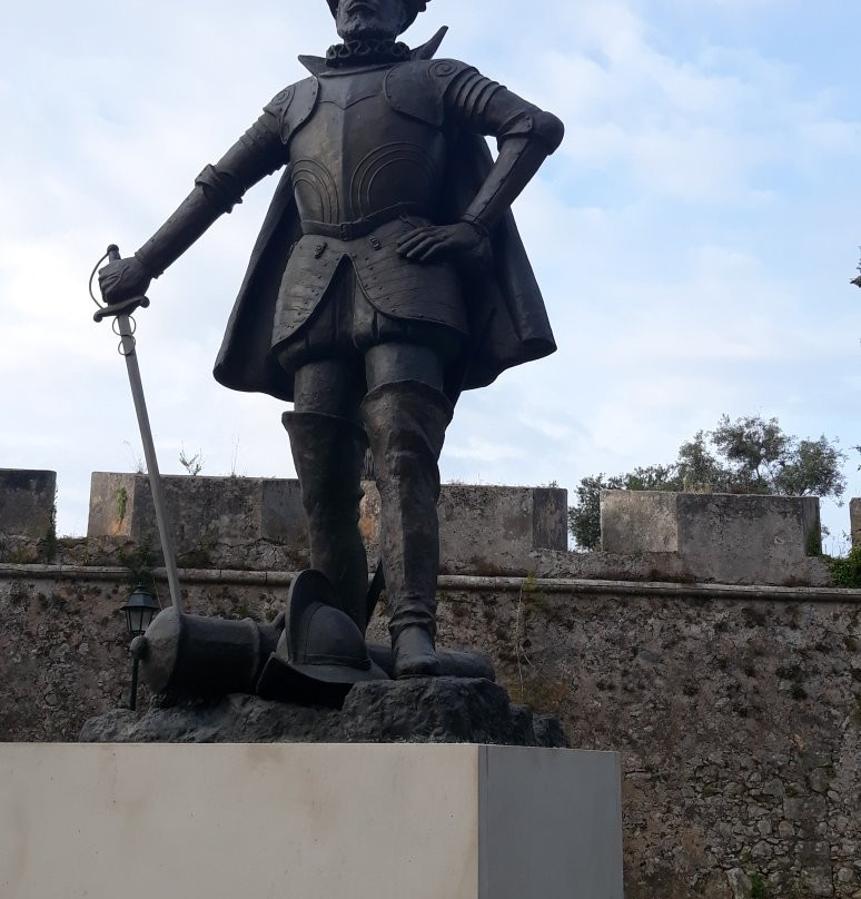 Estatua de D.Diogo de Menezes-卡斯凯什必去景点