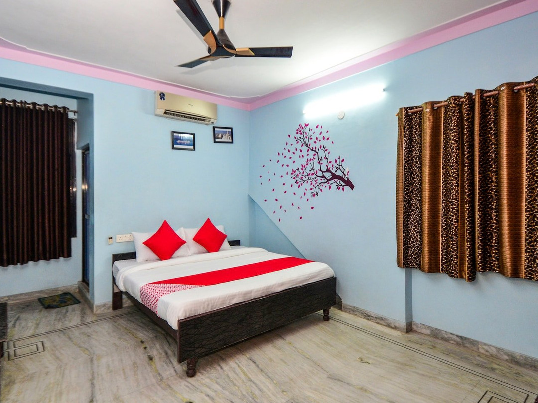 Collection O 23148 The Royal Villa And Restaurant主图