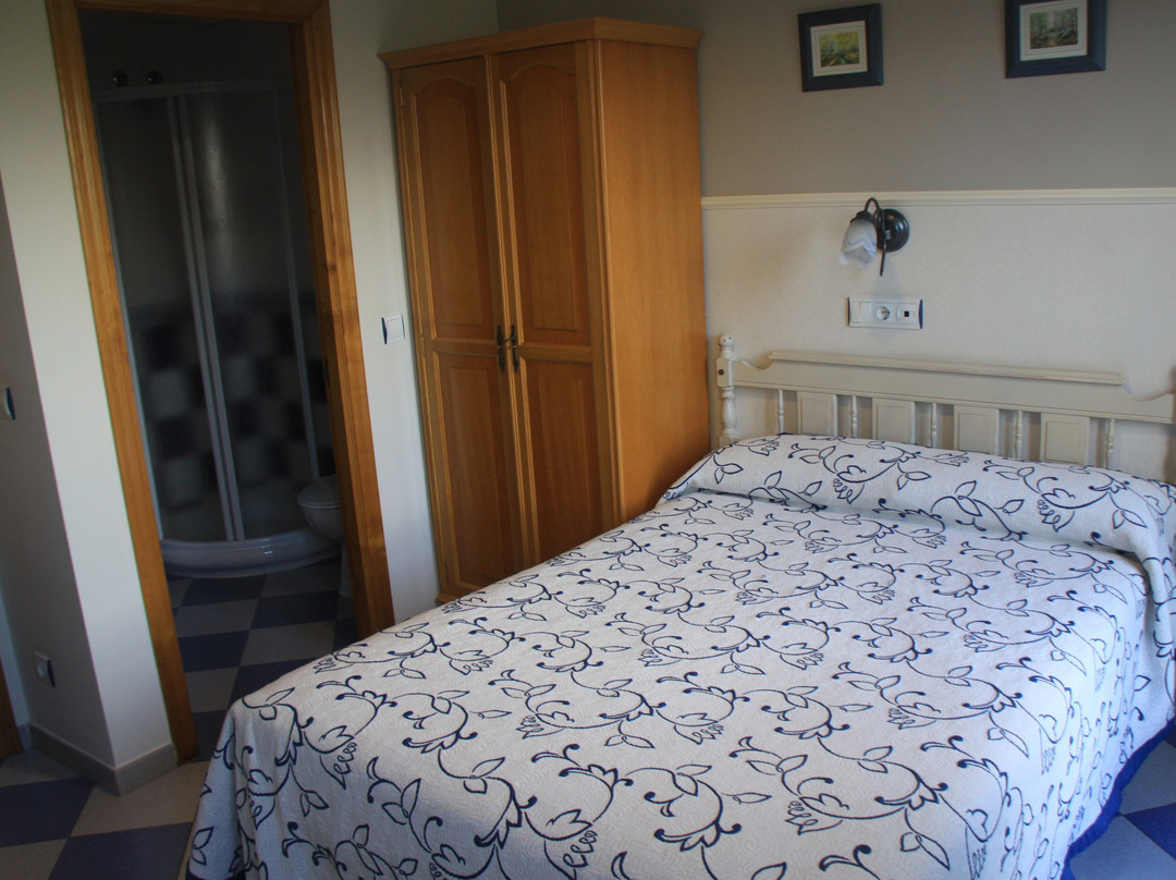 Hostal Linares主图