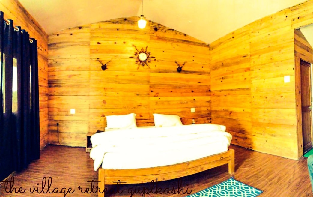 The Village Retreat-官方