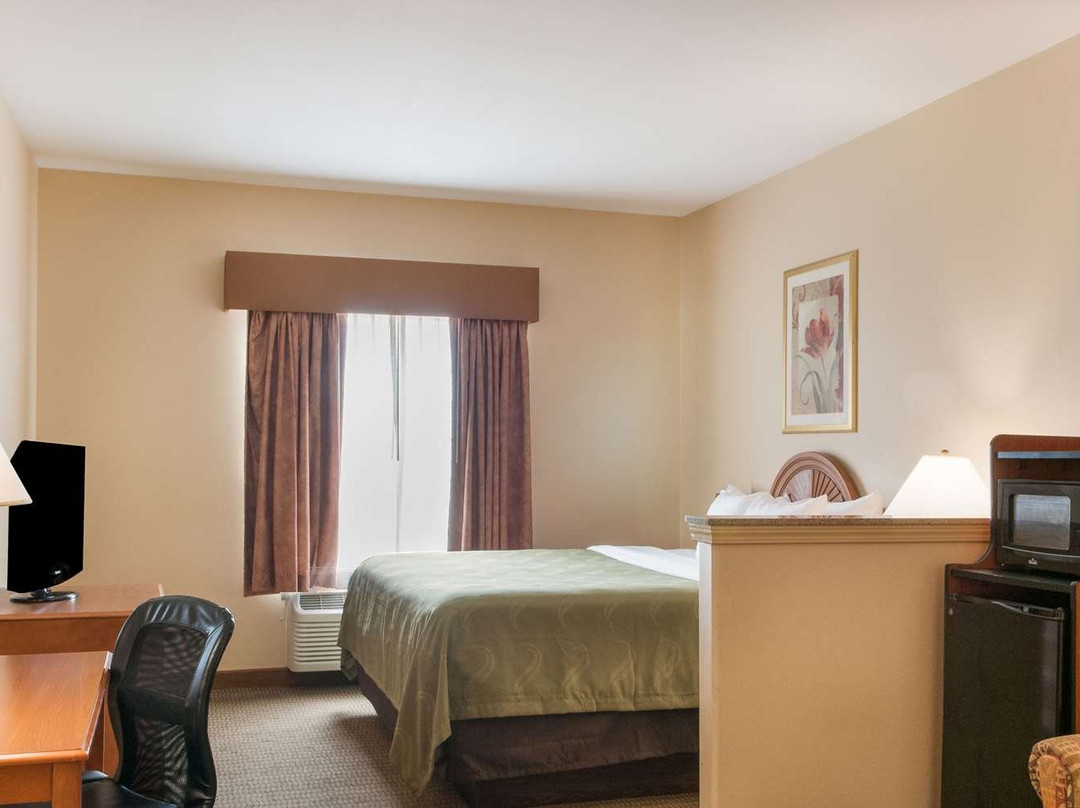 Quality Inn & Suites主图