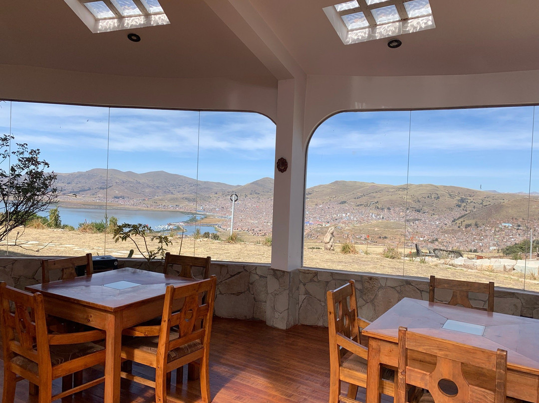 Mirador del Titikaka主图